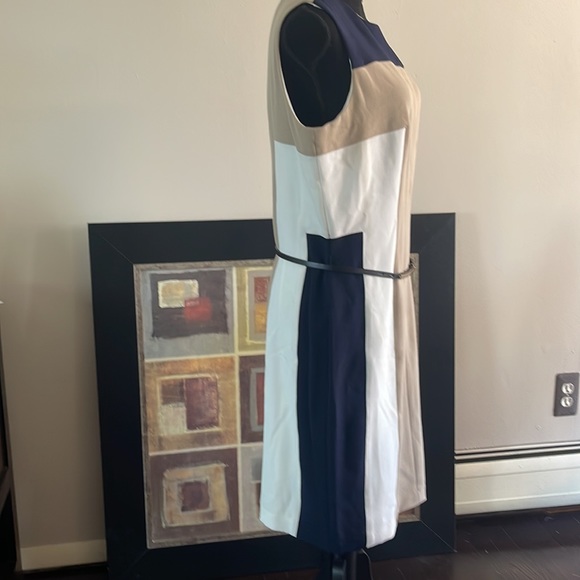 Color block dress - Picture 2 of 4